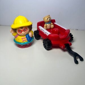 Vintage Fisher Price Little People Talking Maggie w/ Her Teddy Bear Wagon FAIR